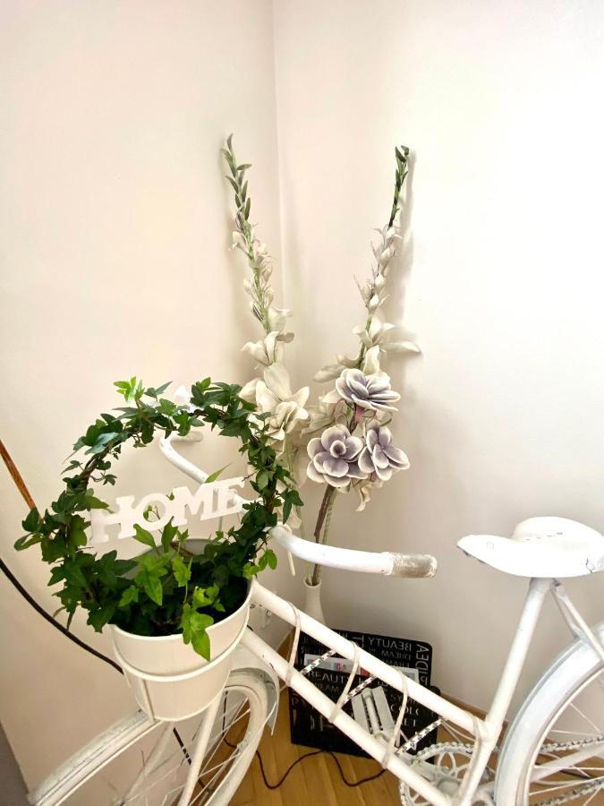 Fantastic Apartment In The City Center Prague Exterior photo